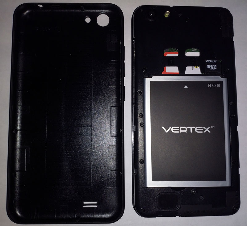 Смартфон VERTEX Impress Luck. Установлены симки, карта памяти, аккумулятор.